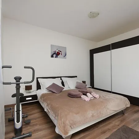 Basic Zadarvillas Debeljak