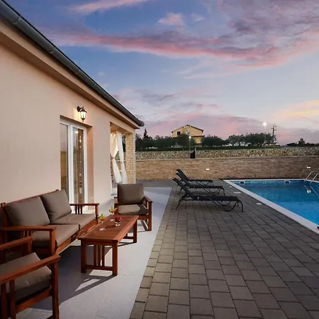 Basic Zadarvillas *