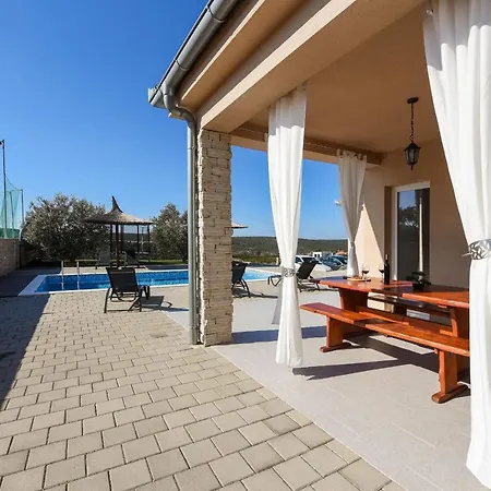 Basic Zadarvillas Villa *