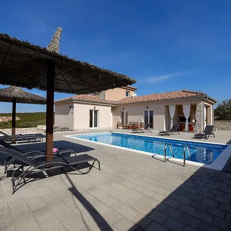 Basic Zadarvillas Вилла Debeljak