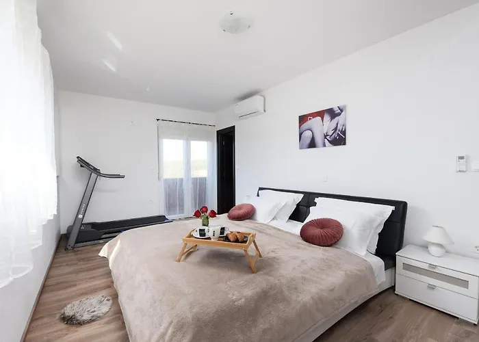 Basic Zadarvillas וילה *